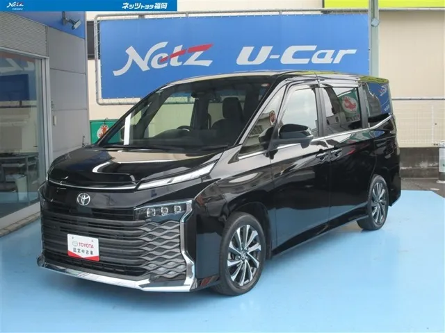 Toyota Voxy 2022